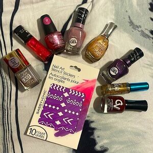 Lot of 8 Nail Polishes! Many Brands - Sally Hansen, LA Colors etc.